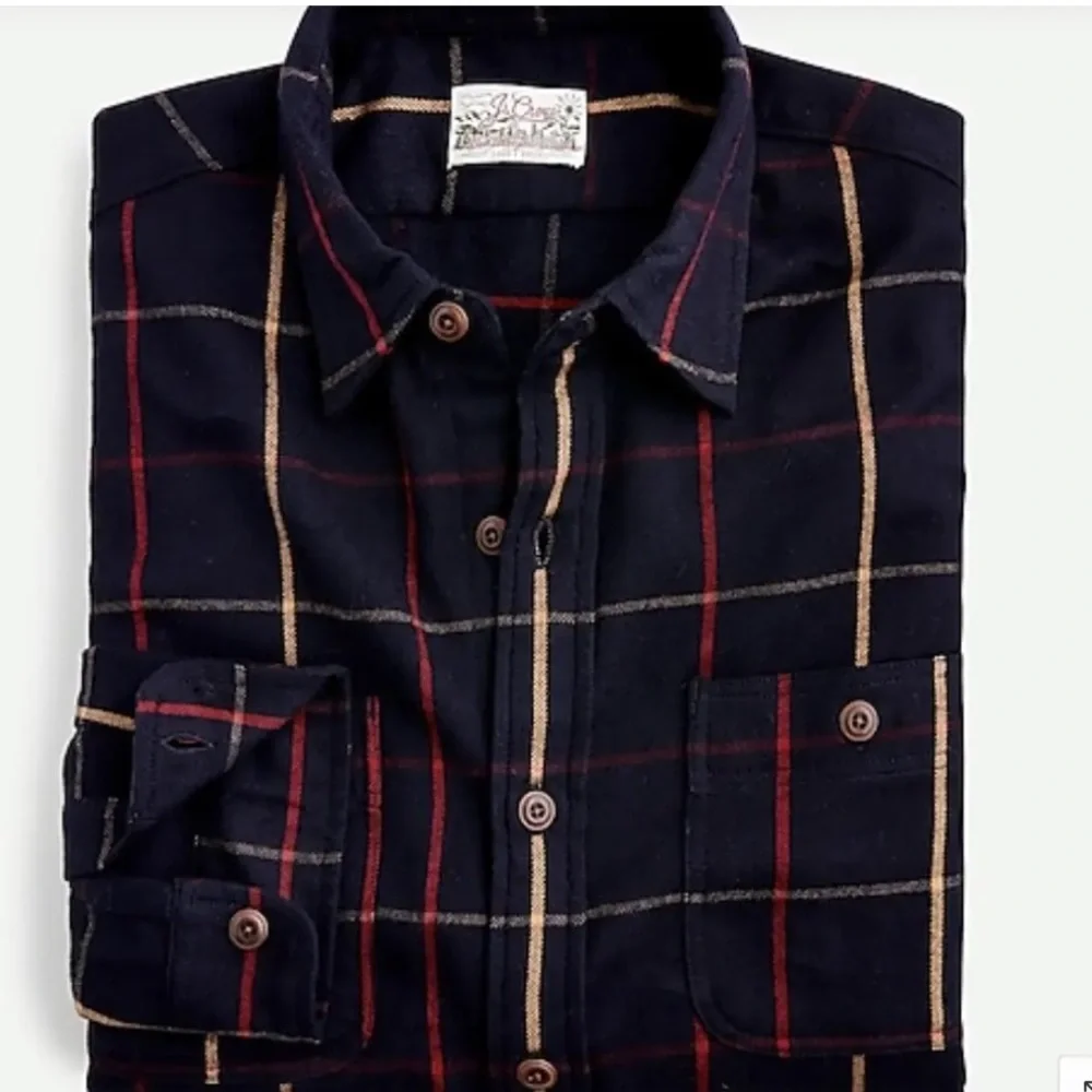 J CREW Midweight flannelClassic  Long Sleeve Shirt in plaid   size XS